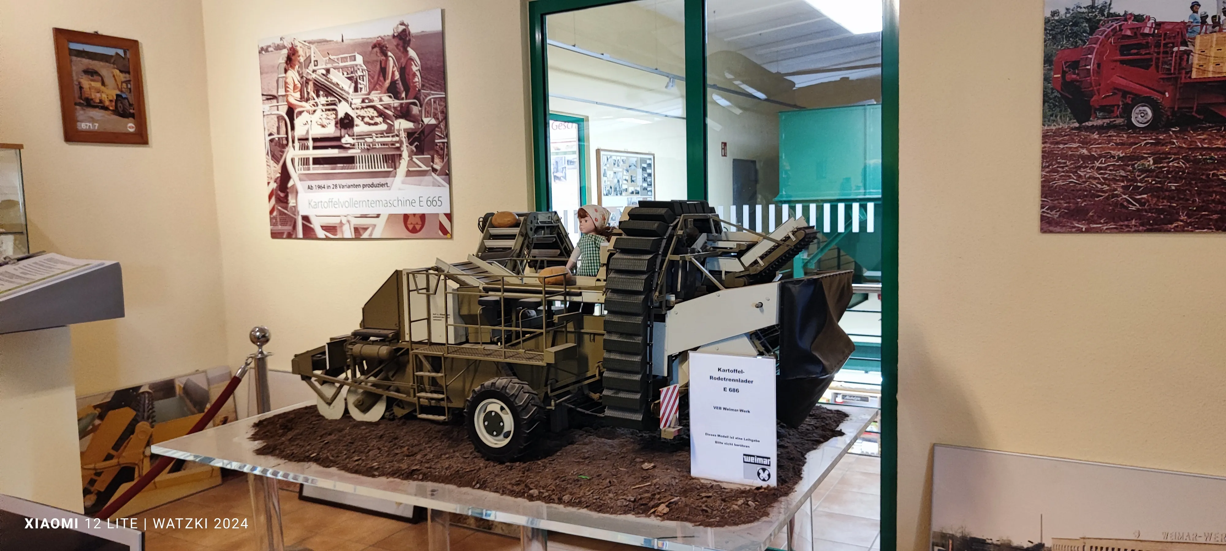 ./HeimatJubi/88_Heimatverein Vippachedelhausen im Klosmuseum 2025_ergebnis.webp